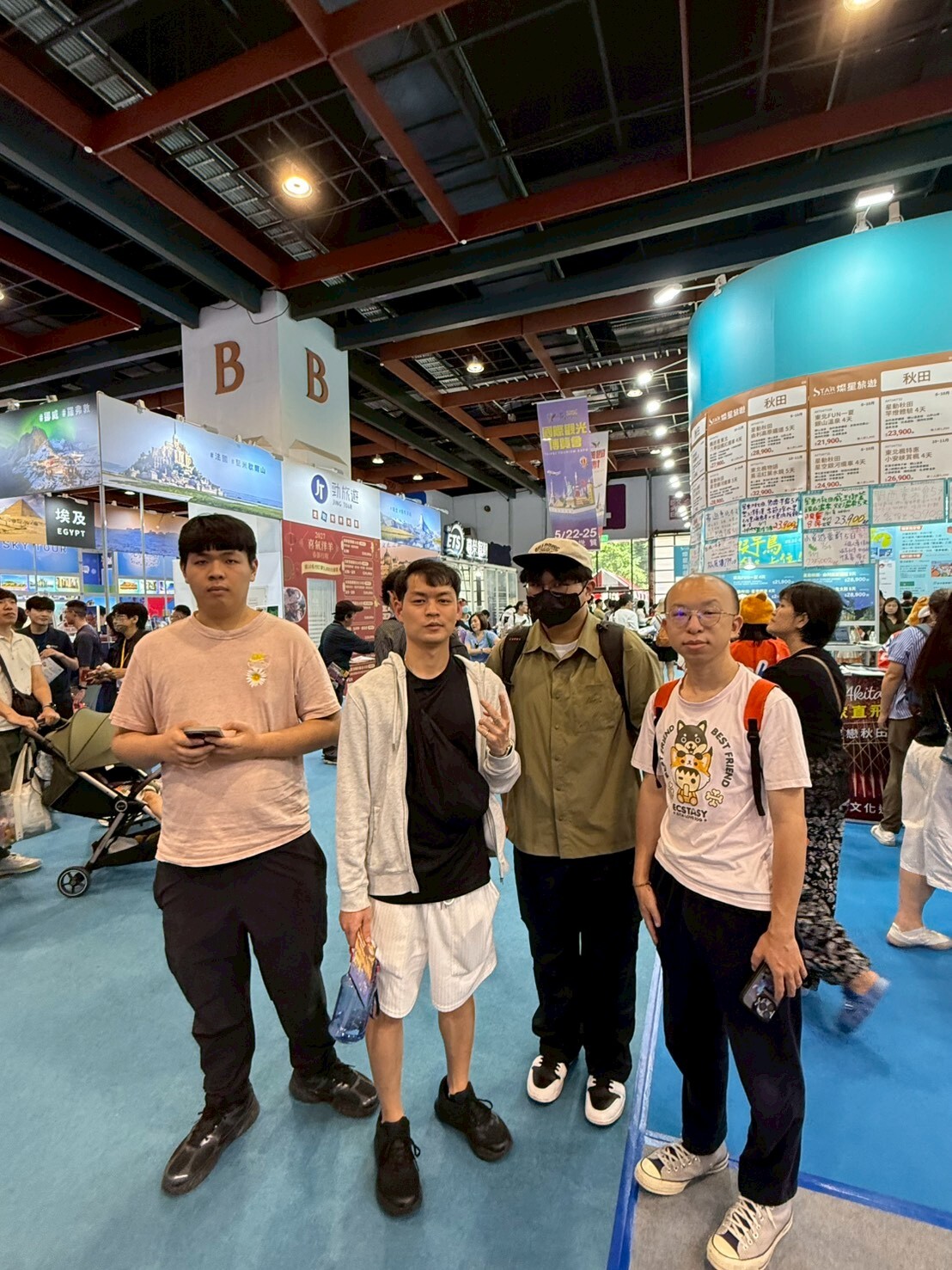 同學在旅展中收穫滿滿